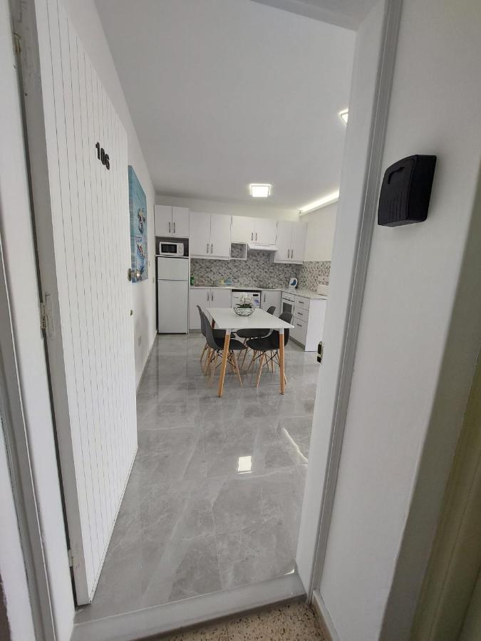 Amazing Napa Apartment アヤナパ エクステリア 写真